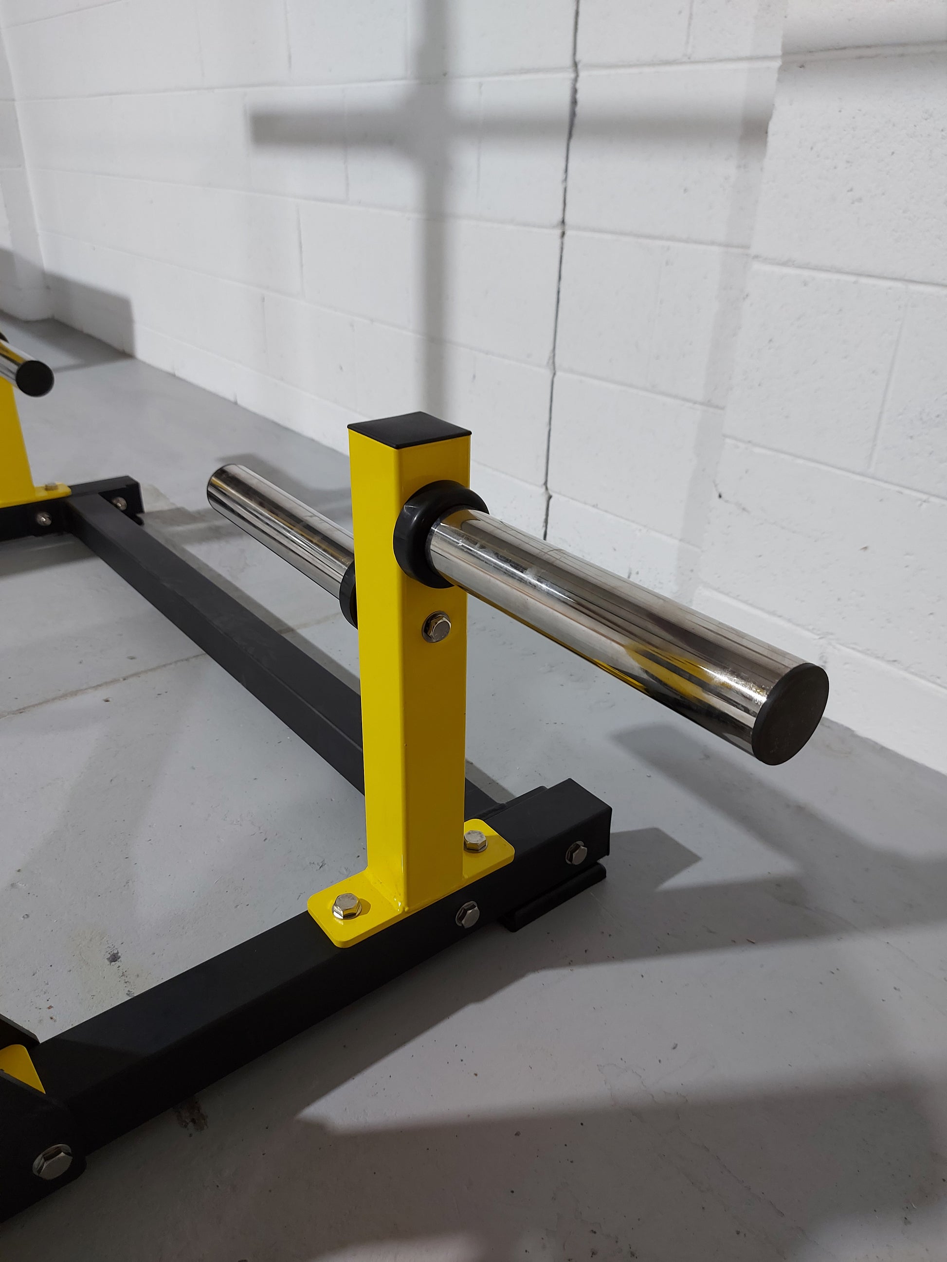 AltraBody-Commercial-Half-Rack-With-Plate-Storage-3