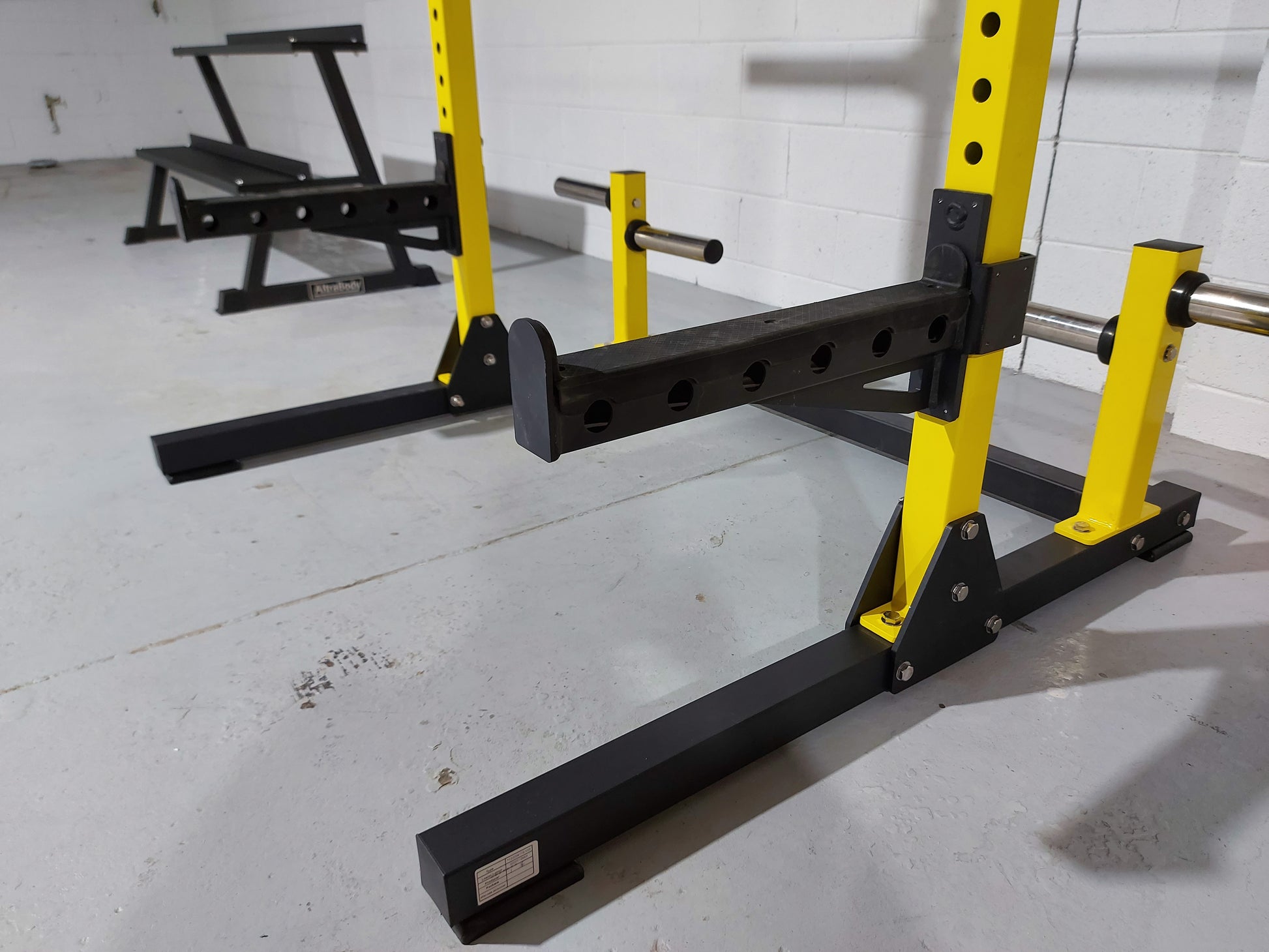 AltraBody-Commercial-Half-Rack-With-Plate-Storage-4