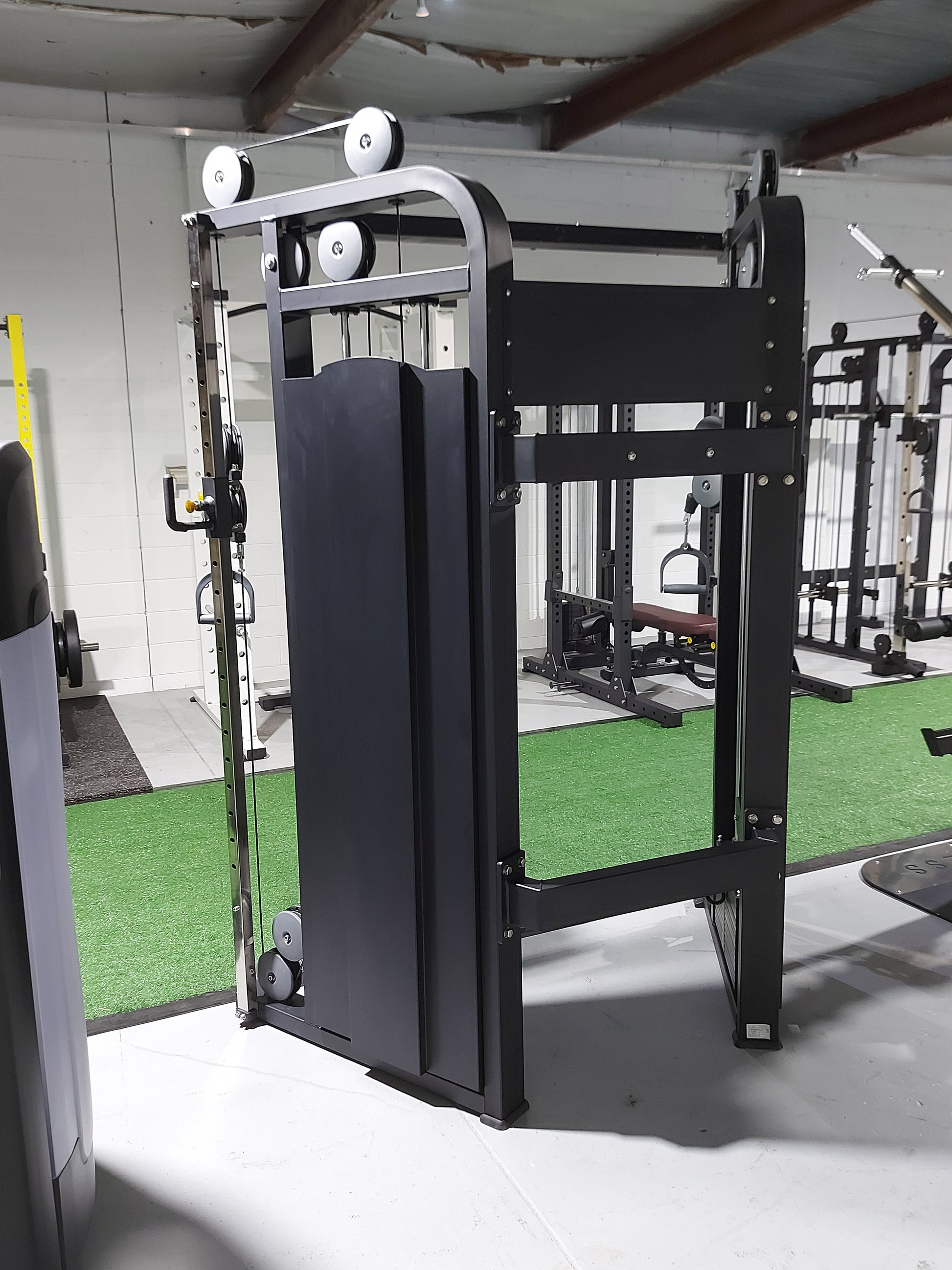 AltraBody-Bold-Series---Commercial-Dual-Cable-Functional-Trainer-7