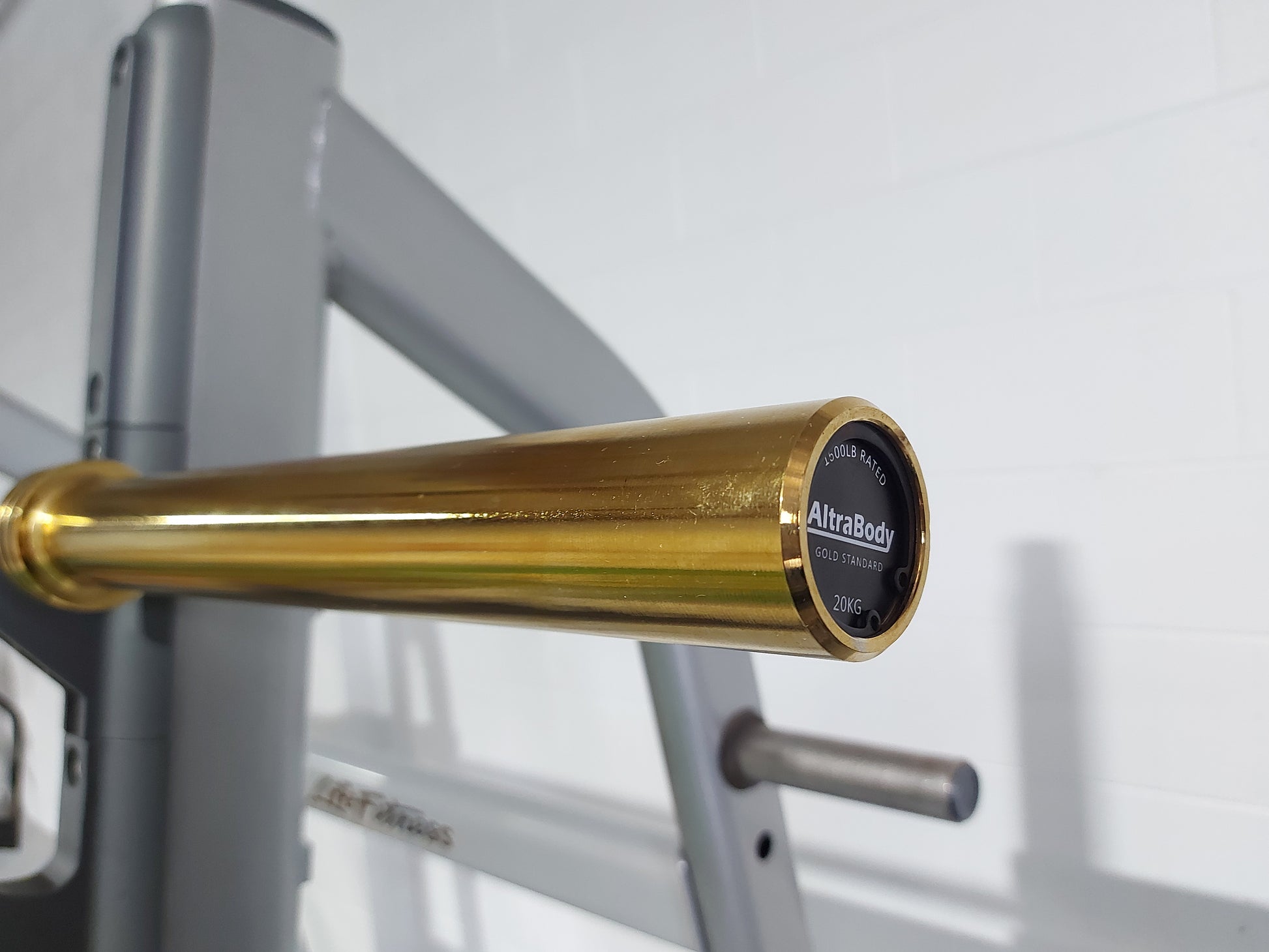 AltraBody-Gold-7ft-20KG-Olympic-Barbell-1500lb-rating-5